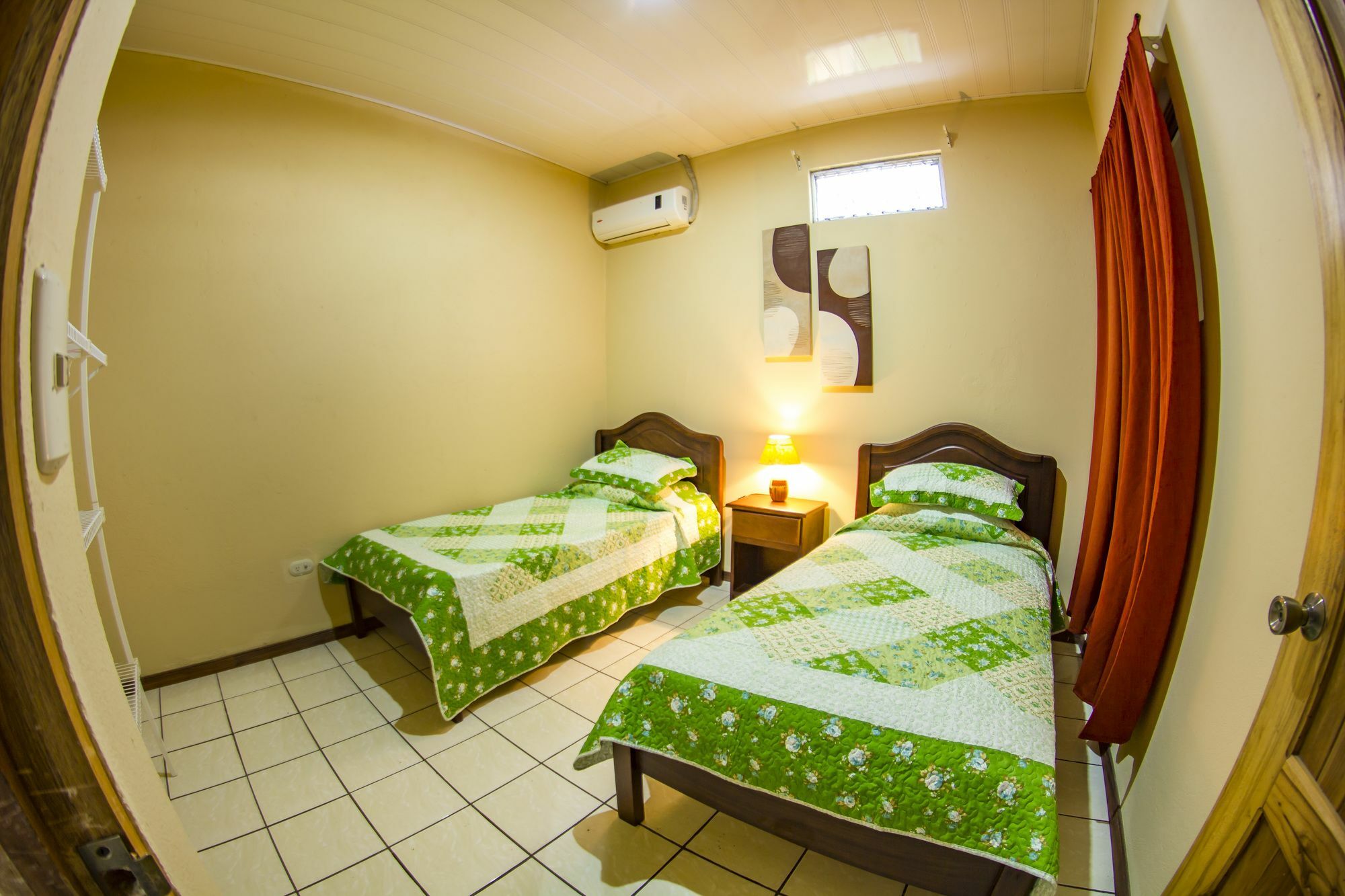 Apartamentos Valle Del Volcan La Fortuna Bagian luar foto